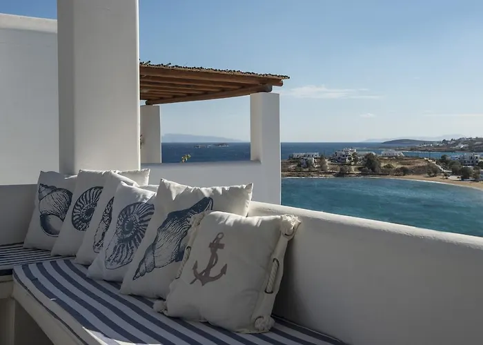 Aiolos With Private Veranda And Amazing Sea Views, Paros Casa de Férias Piso Livadi
